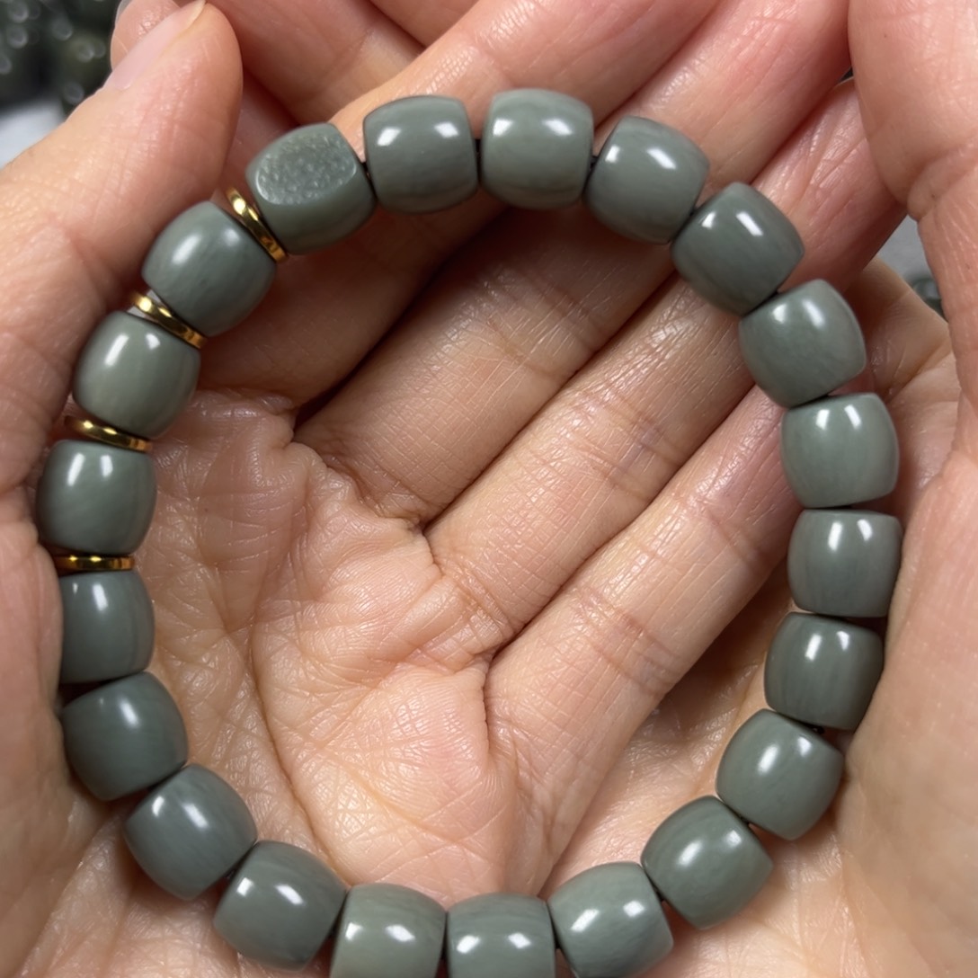 未镶嵌和田玉手链卡10直切