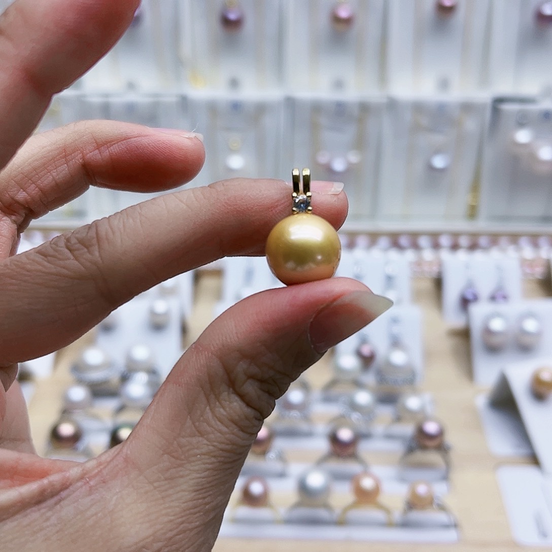 淡水珍珠颈饰合金