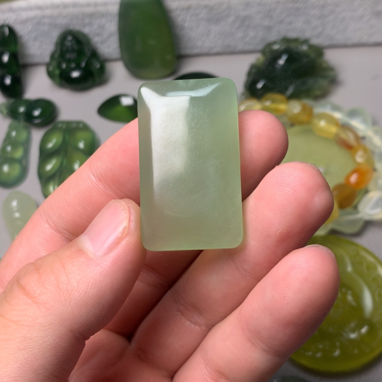 【闪购商品】蛇纹石玉未镶嵌岫玉