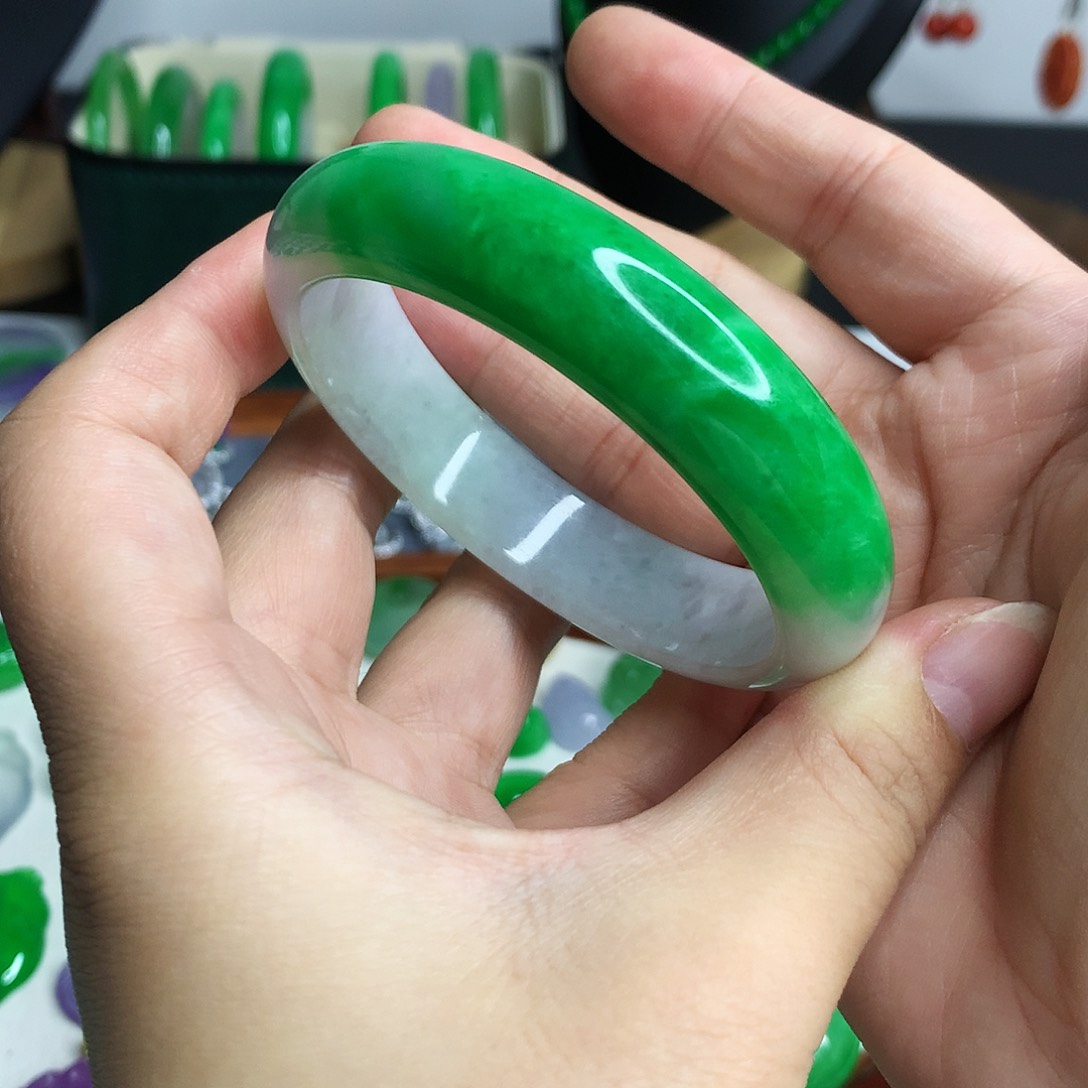 翡翠未镶嵌颈饰小***米非A111