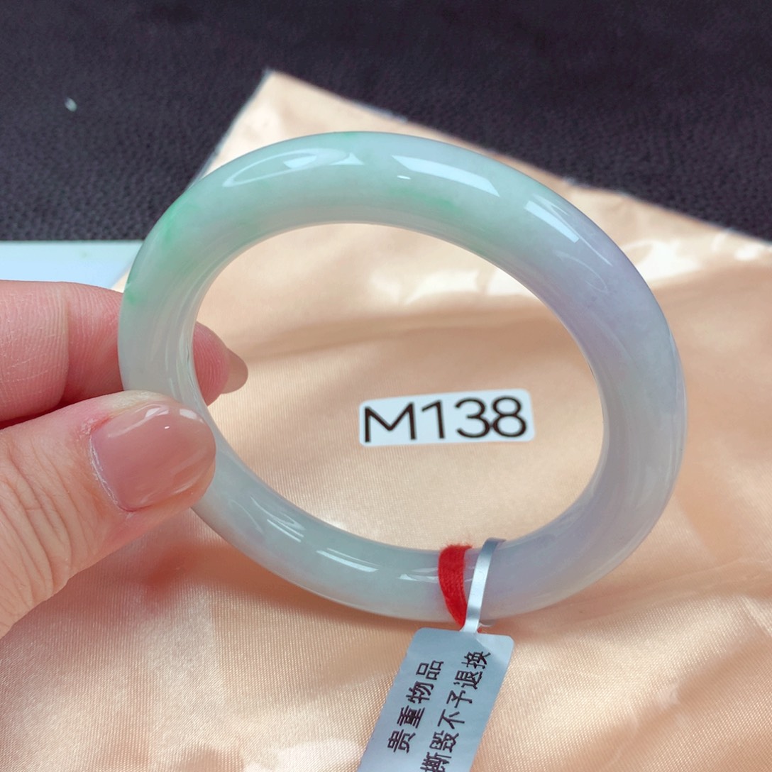 翡翠手镯未镶嵌手镯88