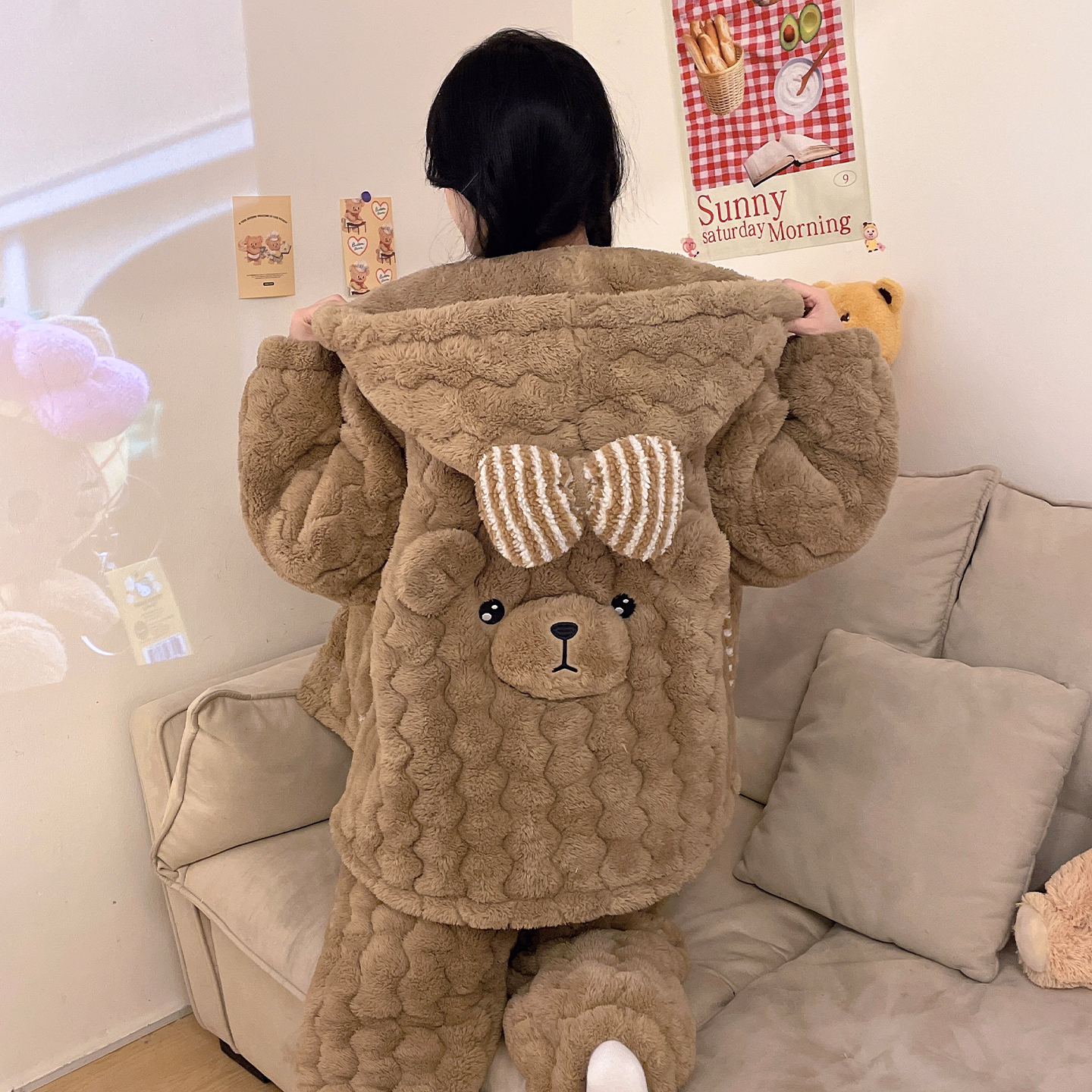 冬睡衣女款爆款2025新款法兰绒珊瑚绒三层夹棉家居服加厚加绒套装