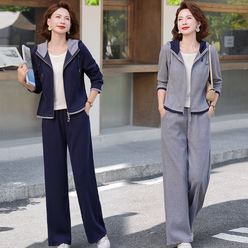 高级感卫衣套装女春秋中年妈妈时尚休闲运动服大码两件套秋装外套