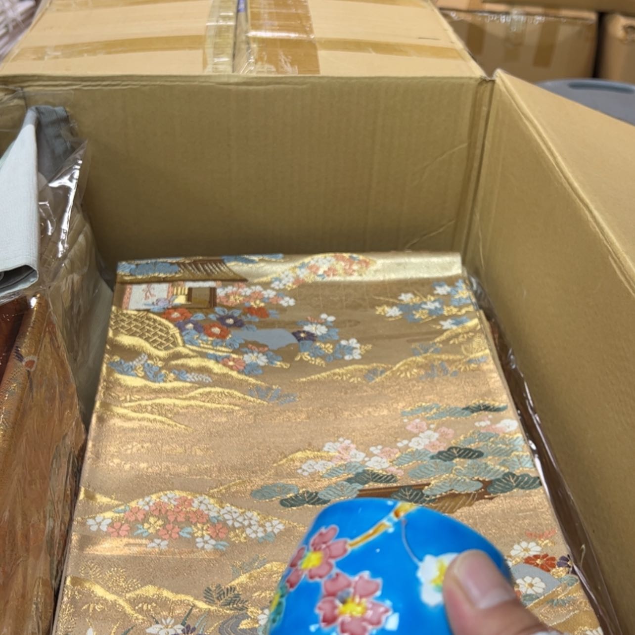 【闪购商品】遠*陶瓷马克杯带盖勺