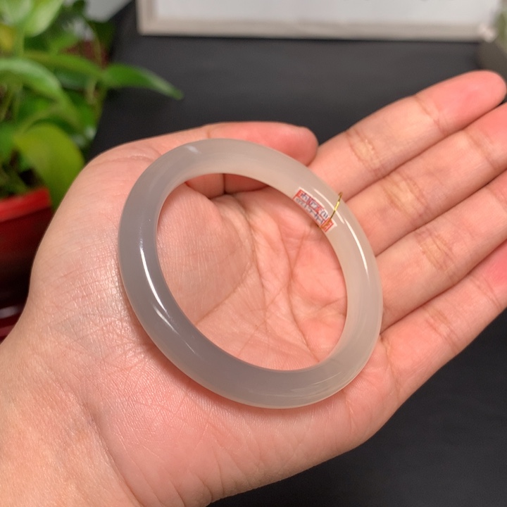 和田玉手镯未镶嵌50