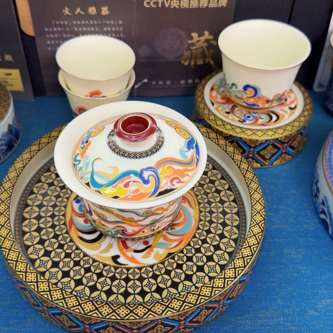 这些盖碗真好看！！！