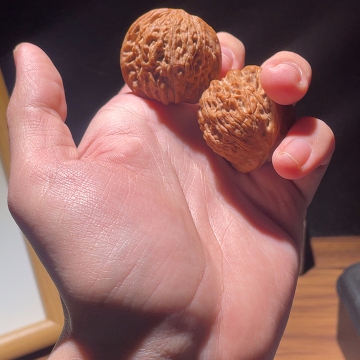 文玩核桃把件38全品磨盘29.9闪