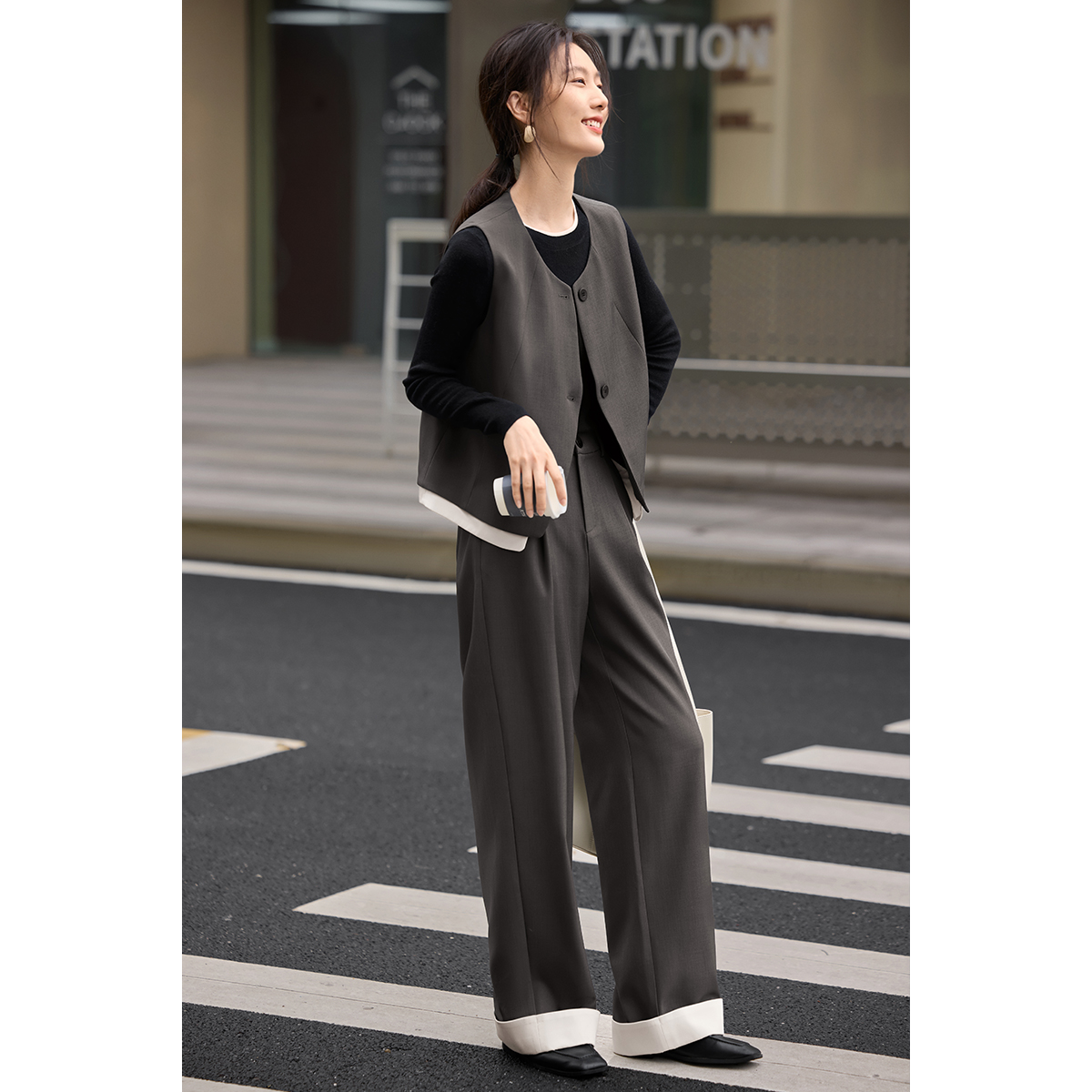 XWI/欣未知性通勤百搭拼接马甲套装2025春季知性通勤洋气女士套装