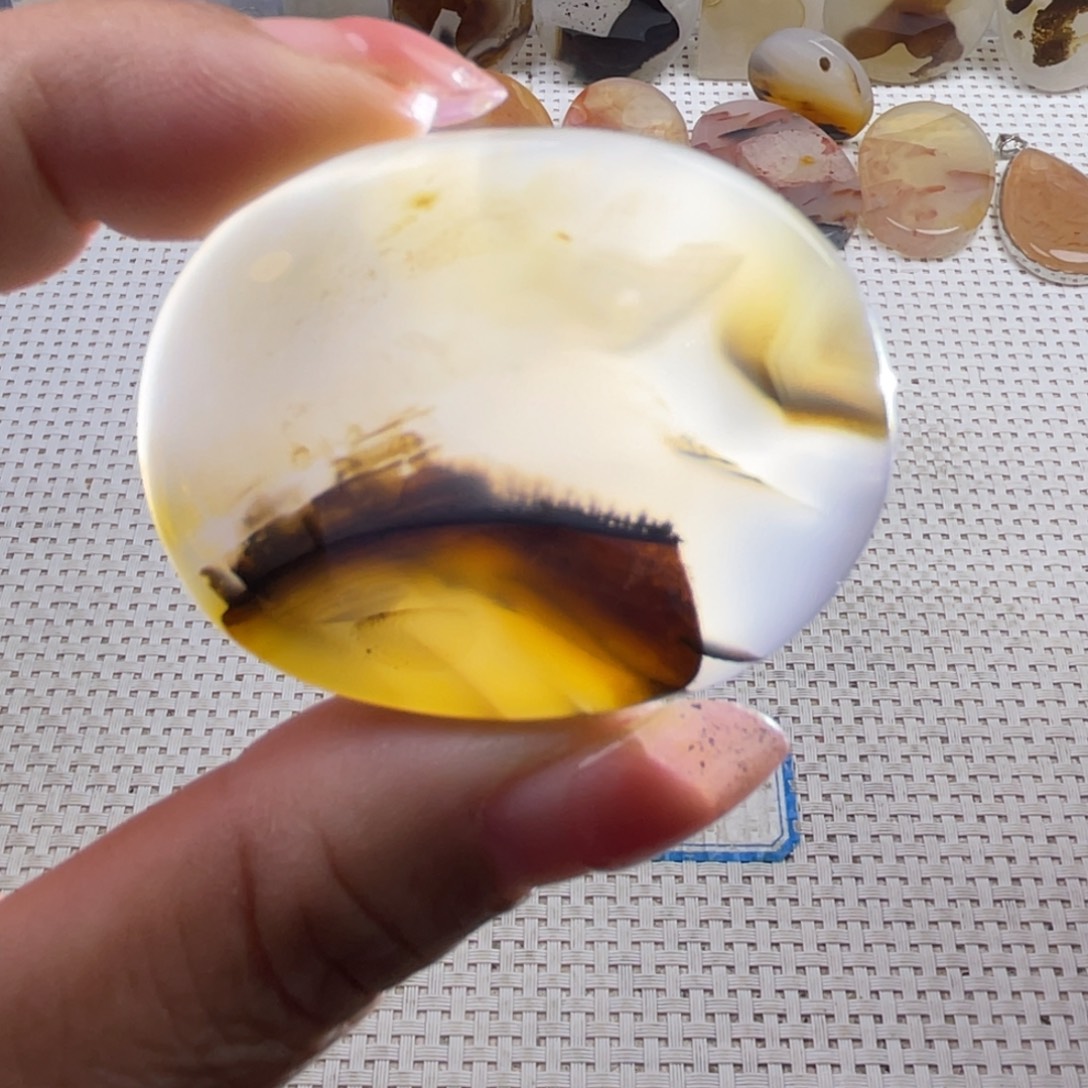 玛瑙/玉髓未镶嵌颈饰