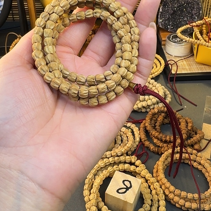 柏香籽/百香籽手串丹**众