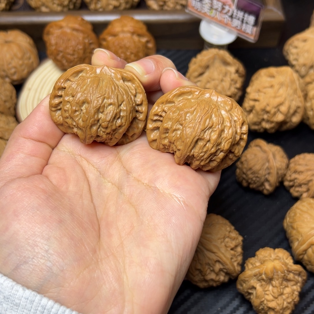 文玩核桃吊坠战鼓41+