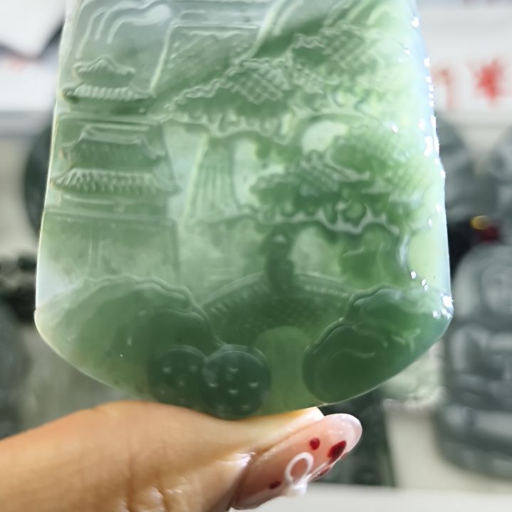 翡翠吊坠(不含链)18K金镶嵌