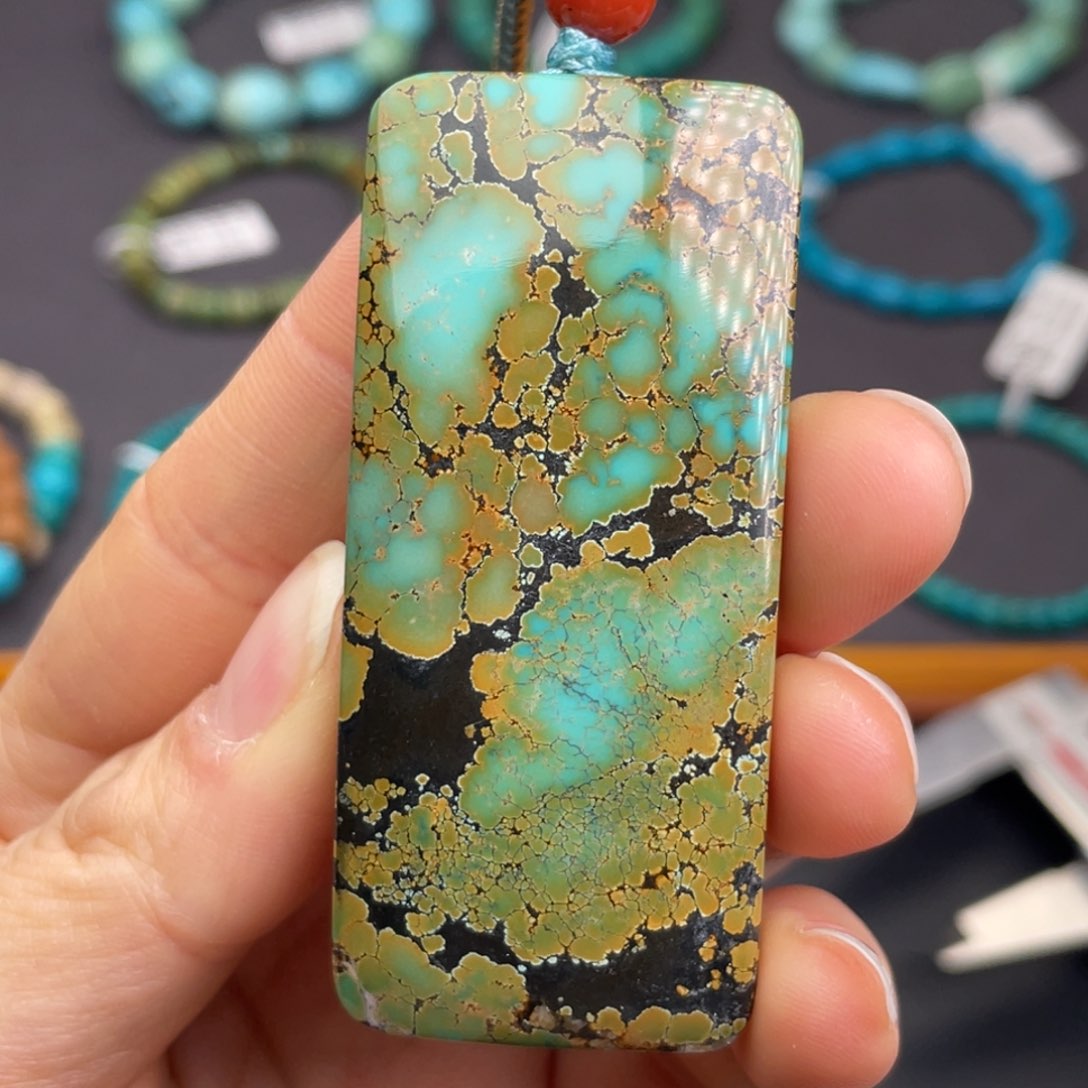 未镶嵌绿松石珠宝奇石