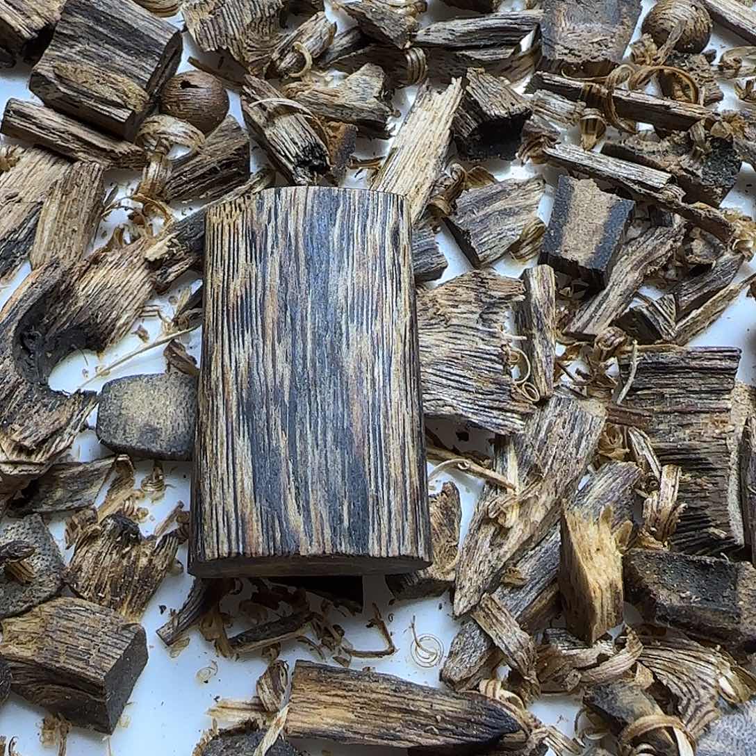 沉香碎屑沉香原汁原味