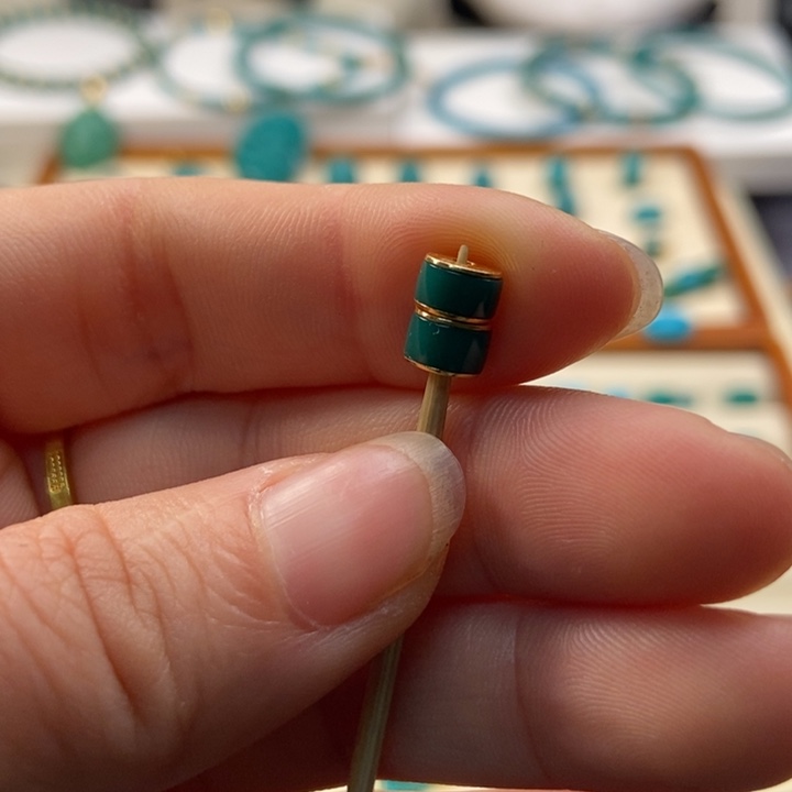 绿松石配饰未镶嵌