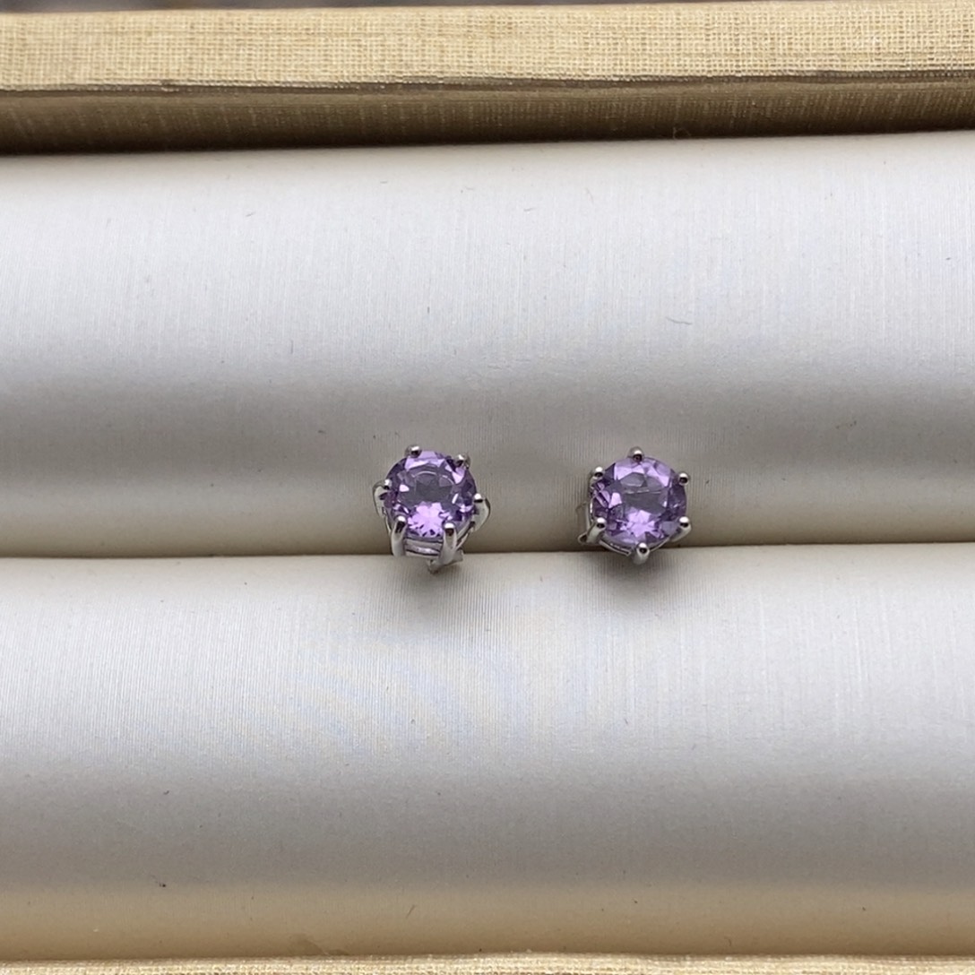 紫晶耳钉银S925镶嵌福利