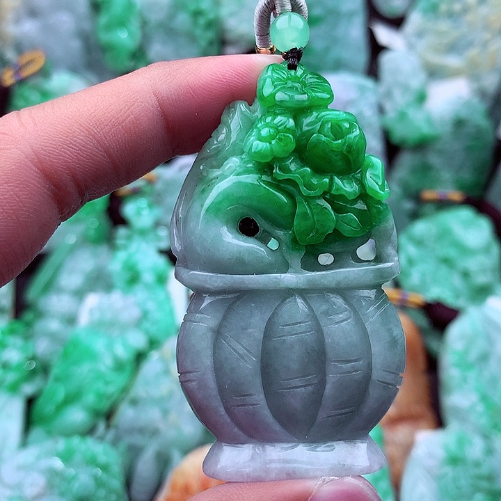 翡翠吊坠(不含链)未镶嵌