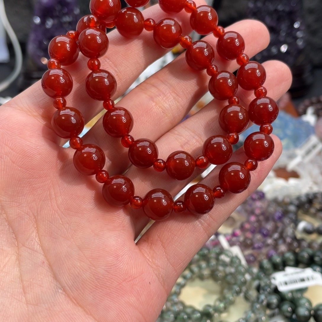 水晶手串未镶嵌红玛瑙