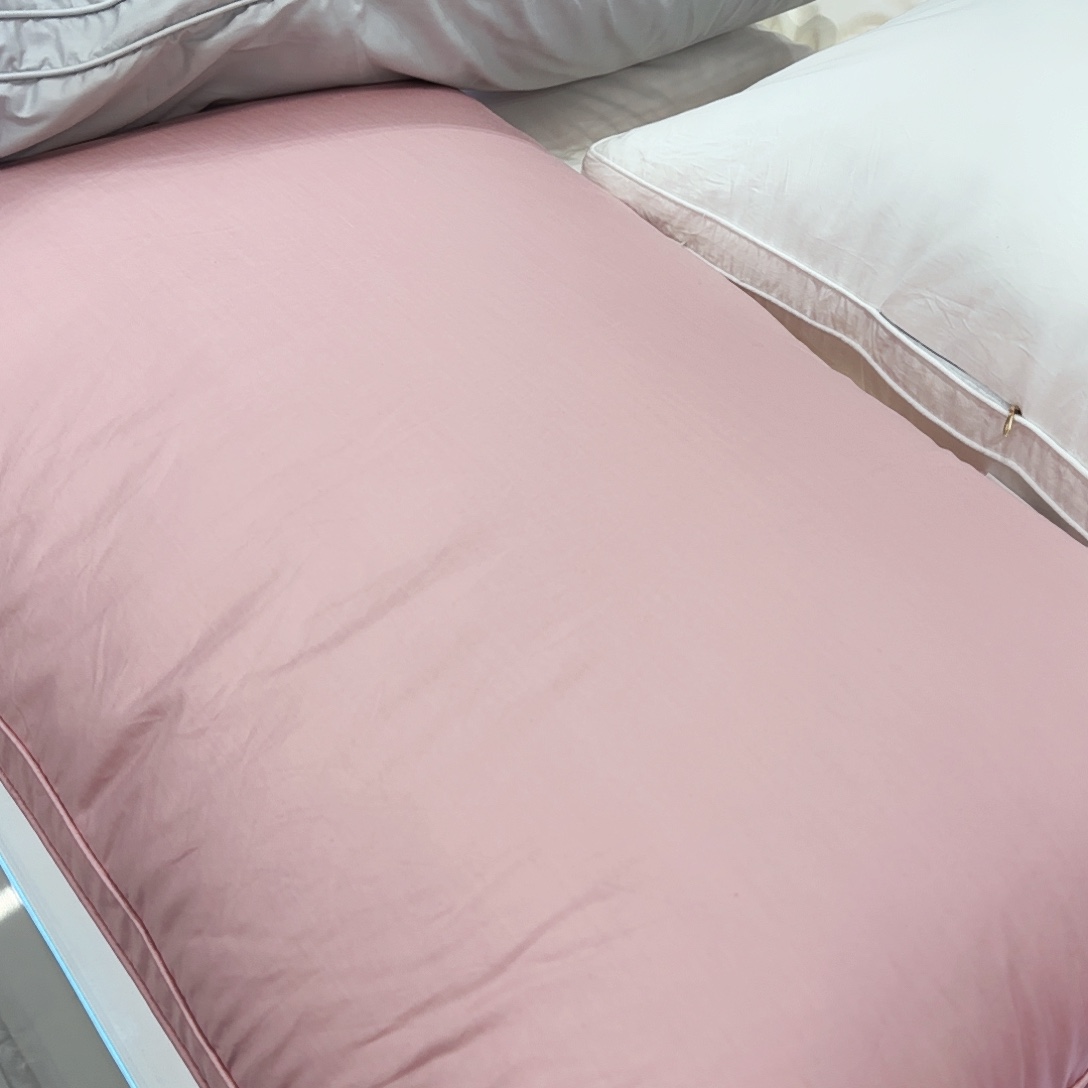 星级酒店同款高级枕芯双边粉色
