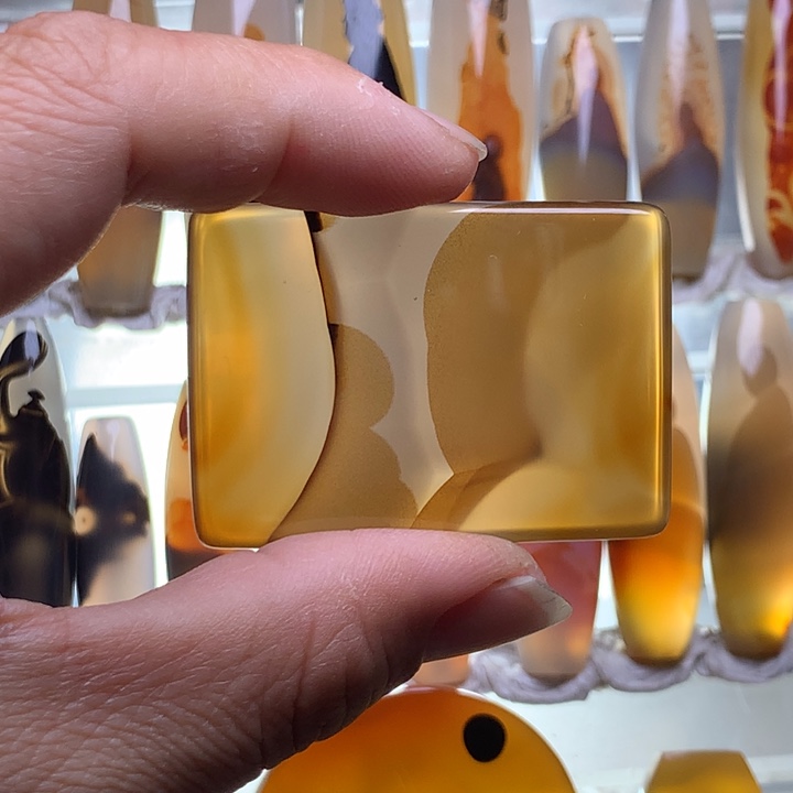 玛瑙/玉髓颈饰未镶嵌108