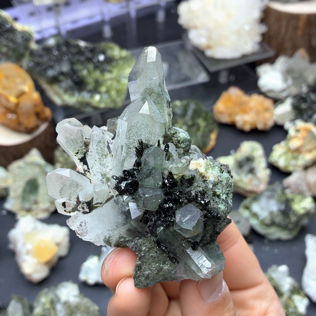 石材 好美绿幽晶簇