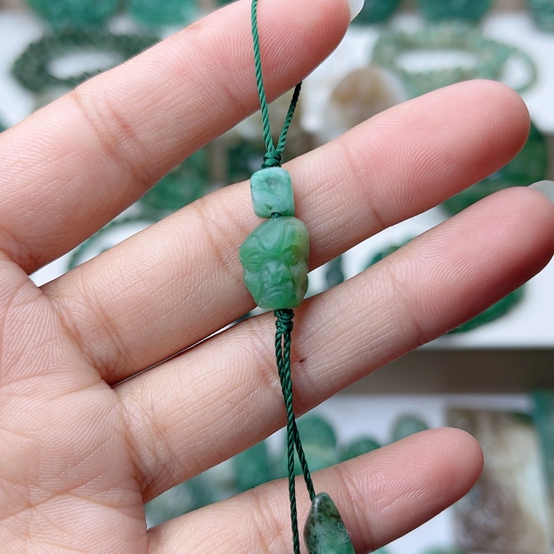 独山玉挂件未镶嵌