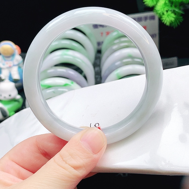 翡翠未镶嵌手镯405