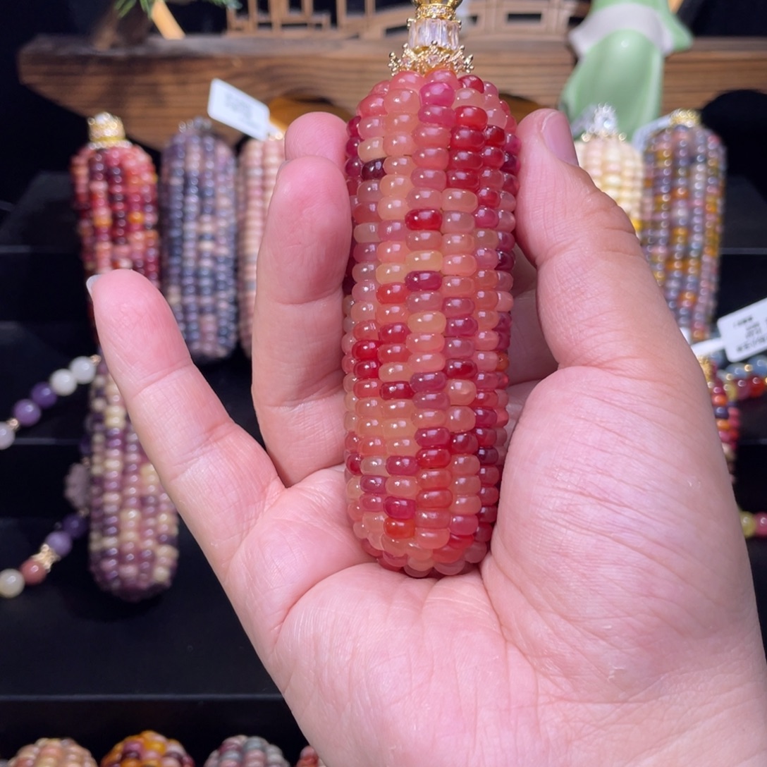 大***我玉文玩玉米极品透红