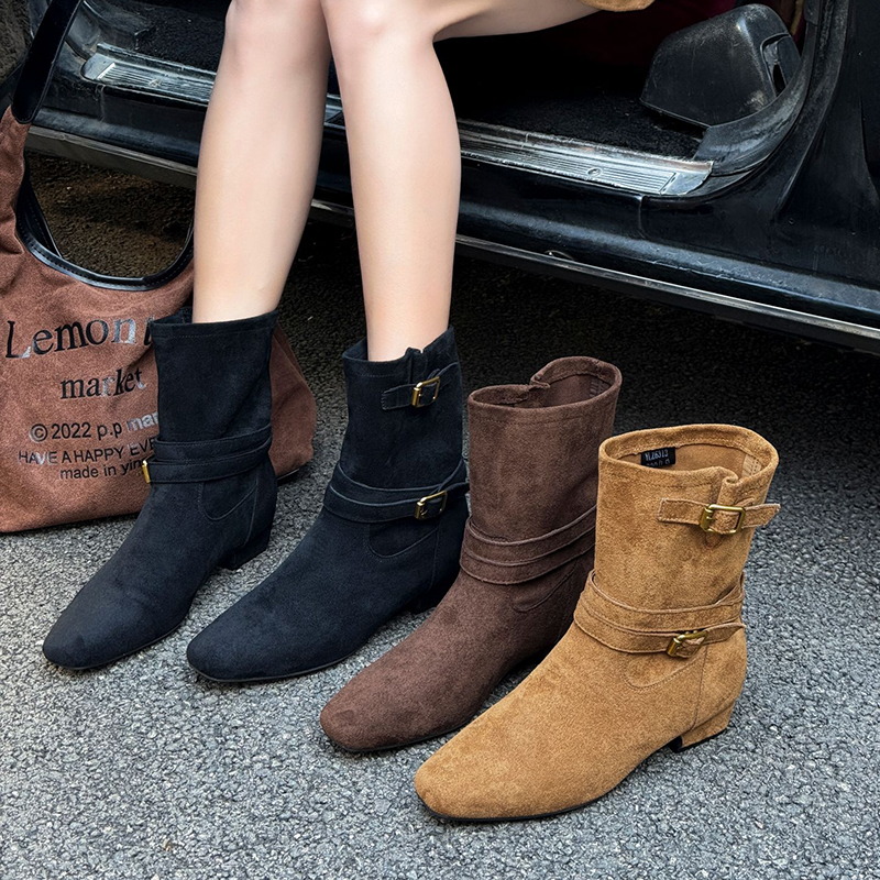 25051单里时尚韩版时装靴百搭短靴短筒粗跟复古平底绒面磨砂女靴