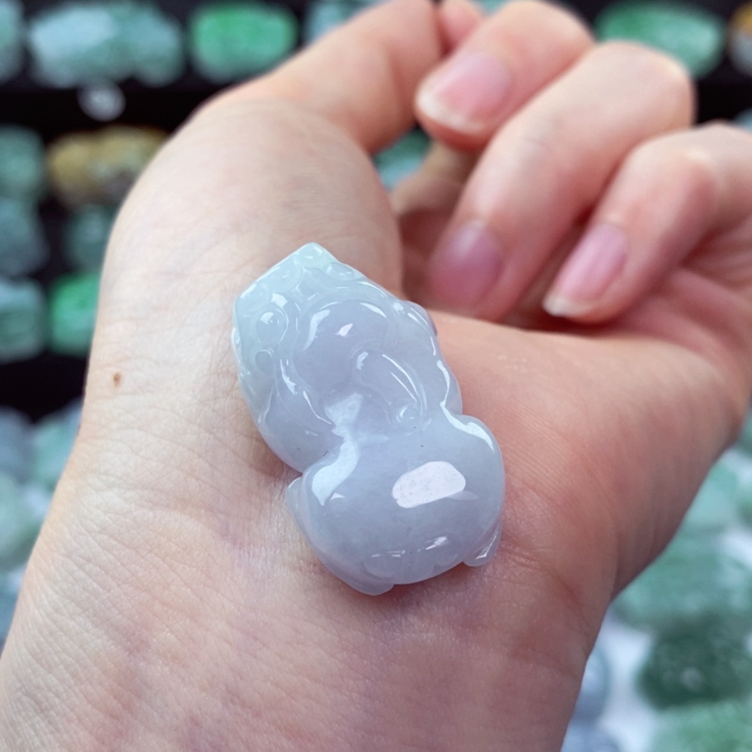 翡翠颈饰未镶嵌天然