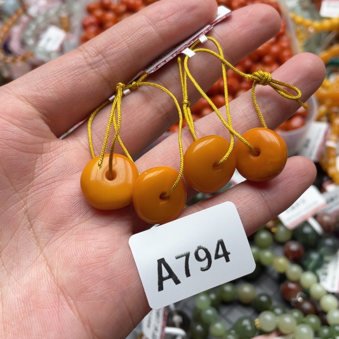 蜜蜡颈饰未镶嵌多样性