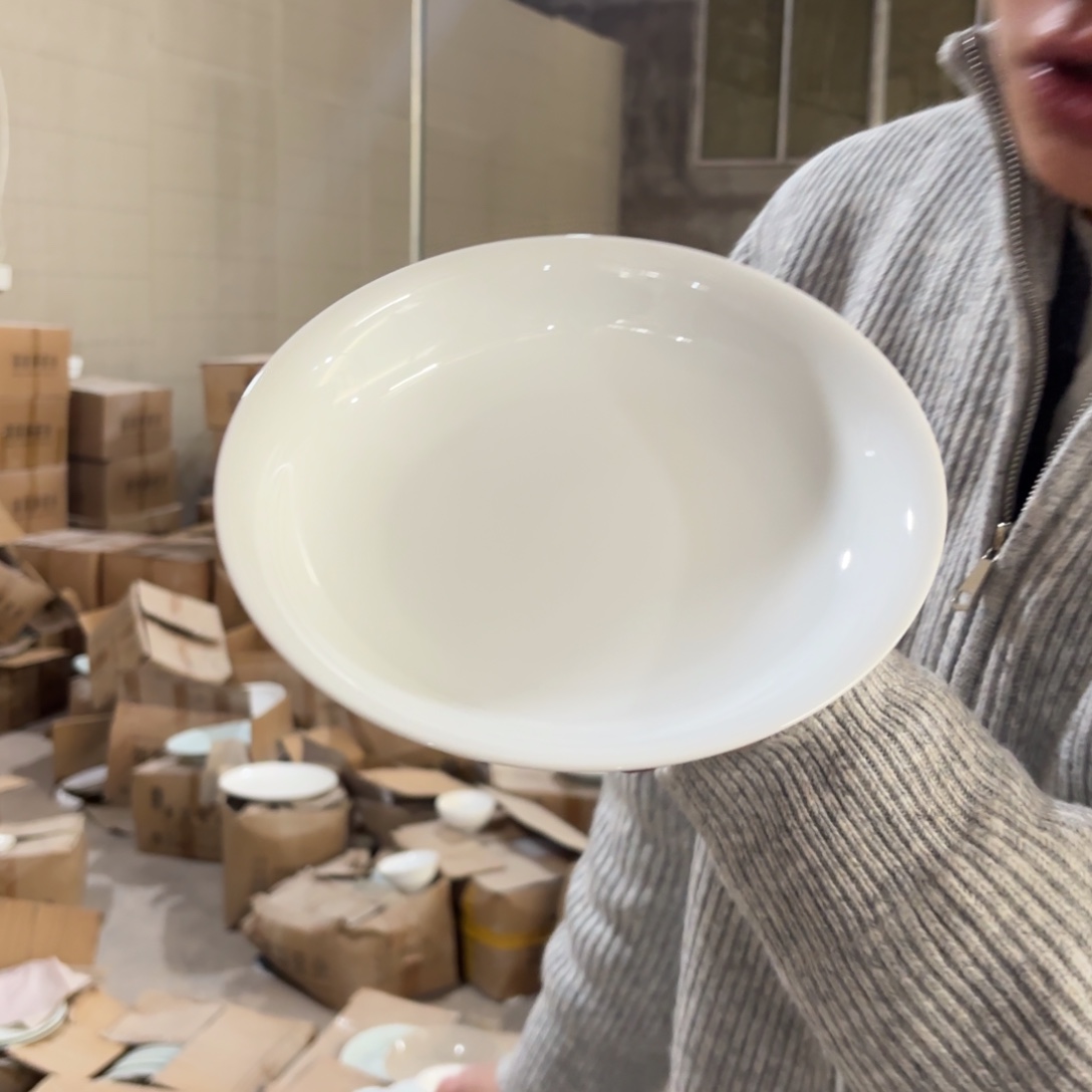 白瓷8英寸高白泥深窝盘6只微瑕