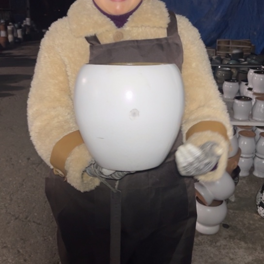 红陶口20高24瑕疵