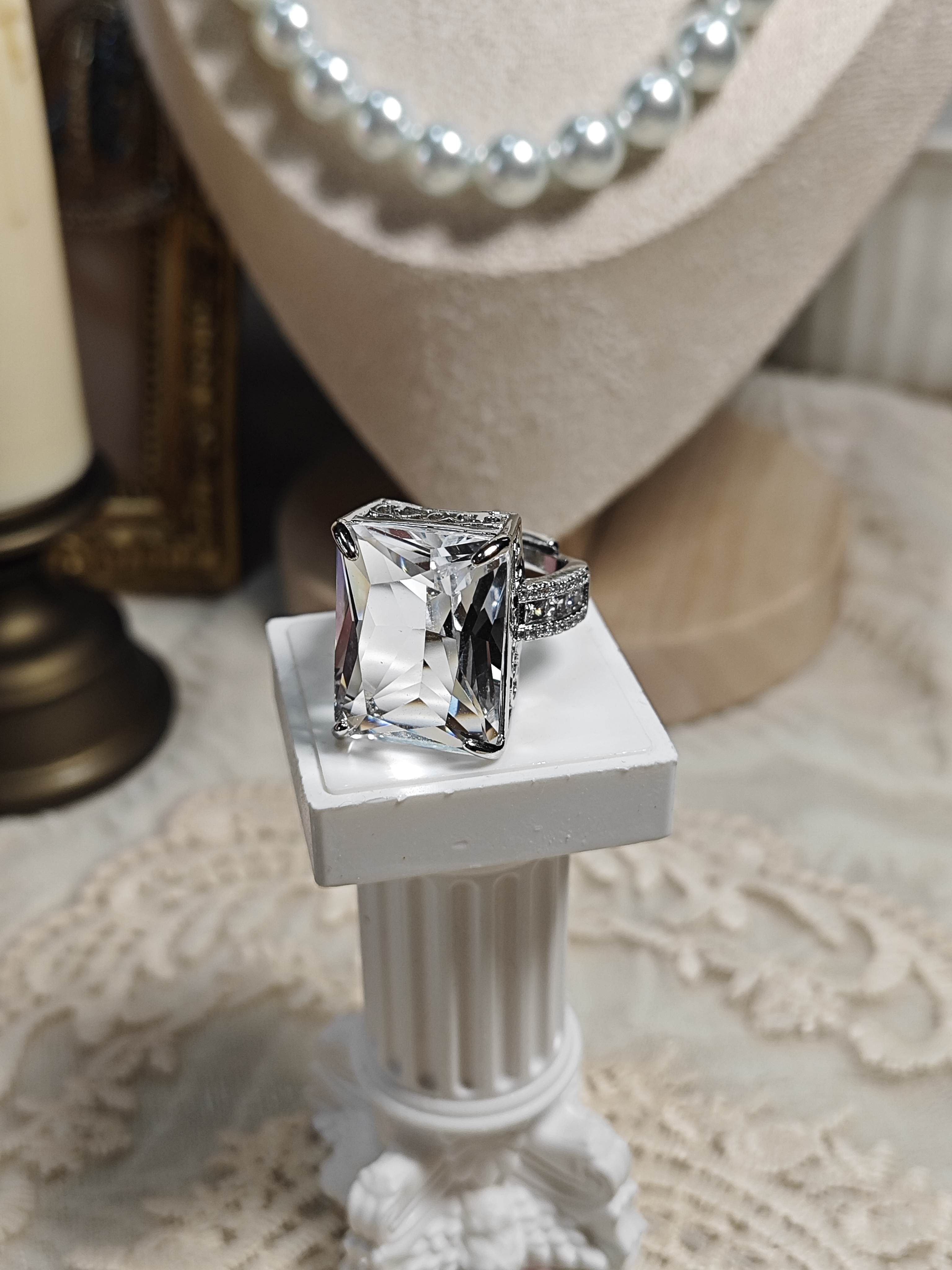 铜合金仿水晶戒指 西洋复古vintage超大方形晶晶戒指中古轻奢饰品