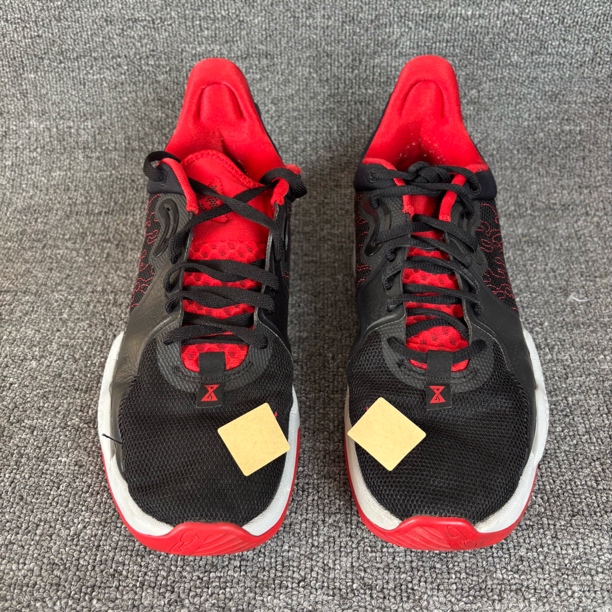 43码 pg 5 篮球鞋