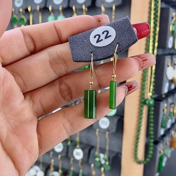 和田玉耳饰18K金镶嵌