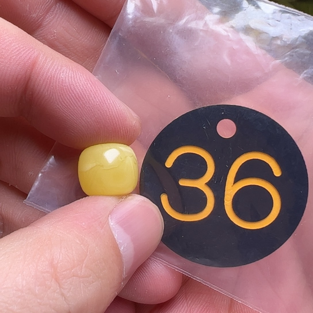 蜜蜡未镶嵌珠宝奇石12.8mm