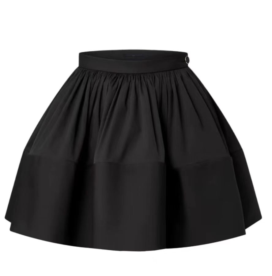 小马黑色尼龙短裙