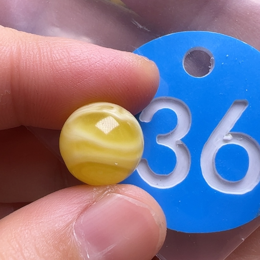 蜜蜡未镶嵌珠宝奇石12.2m m