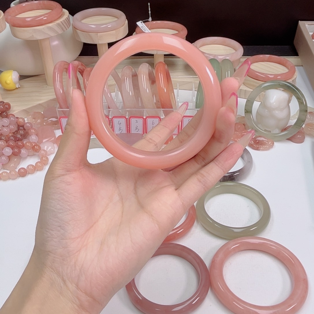 未镶嵌手镯石英质玉燕*吖