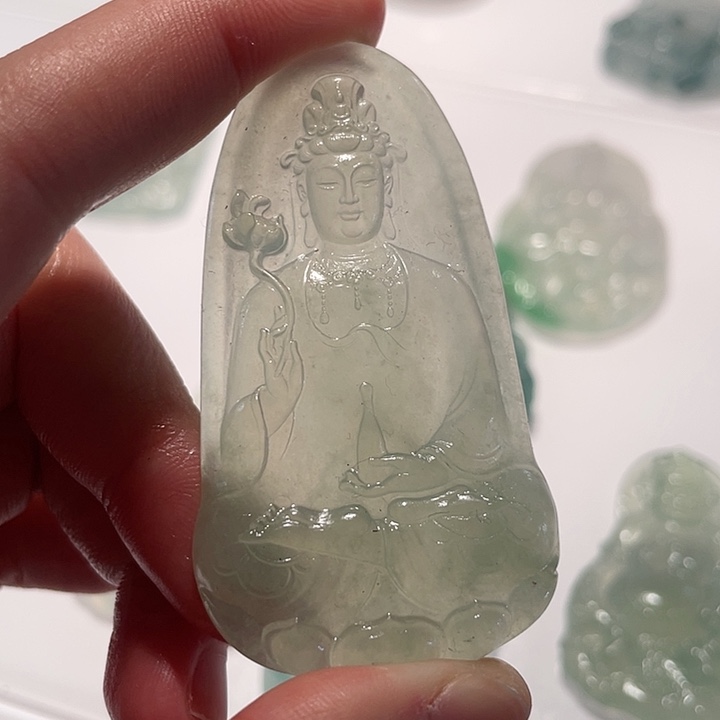 定制翡翠未镶嵌挂件