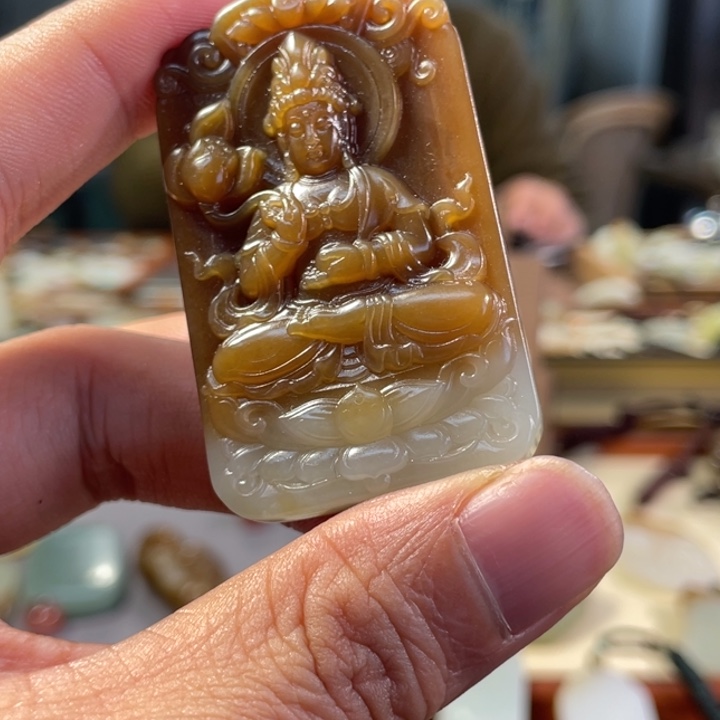 颈饰未镶嵌和田玉