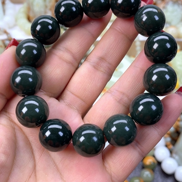 【闪购商品】透闪石质玉手串未镶嵌