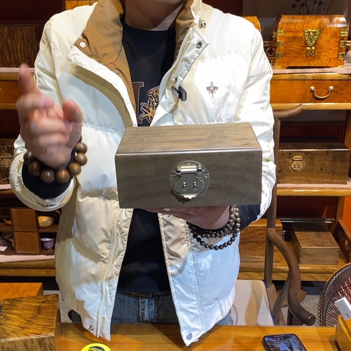 金丝楠阴沉木首饰盒Y-1