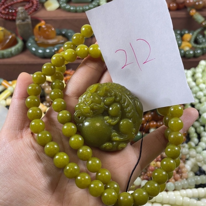 未镶嵌蛇纹石玉手链