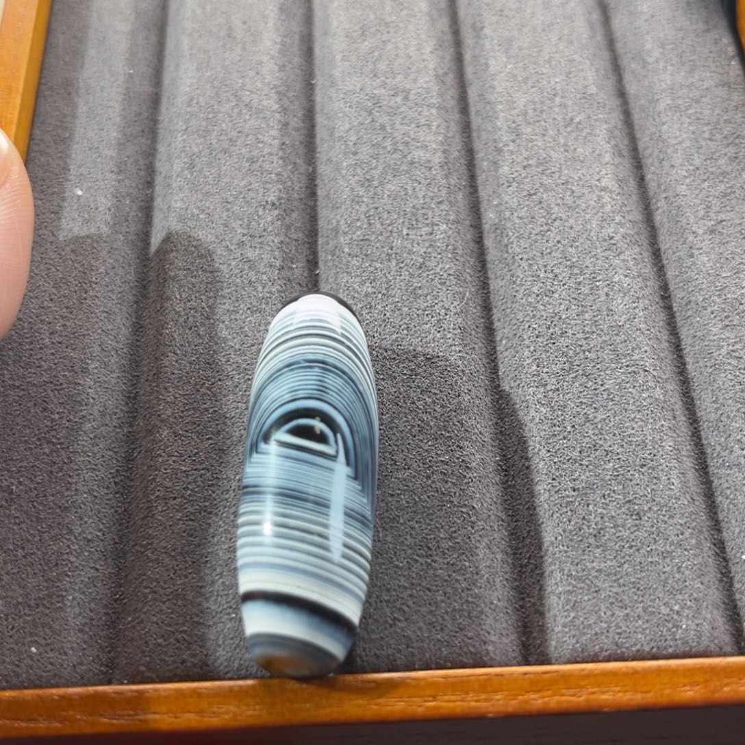 深***少玛瑙/玉髓合金颈饰