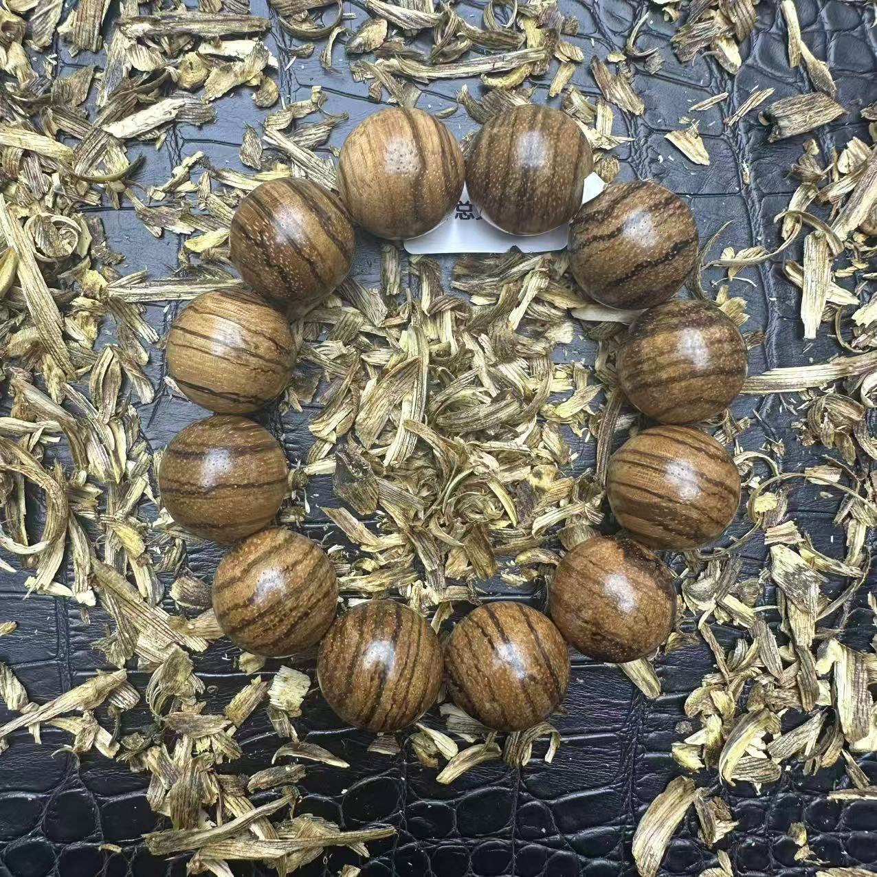 开总文玩沉木圆珠手串310