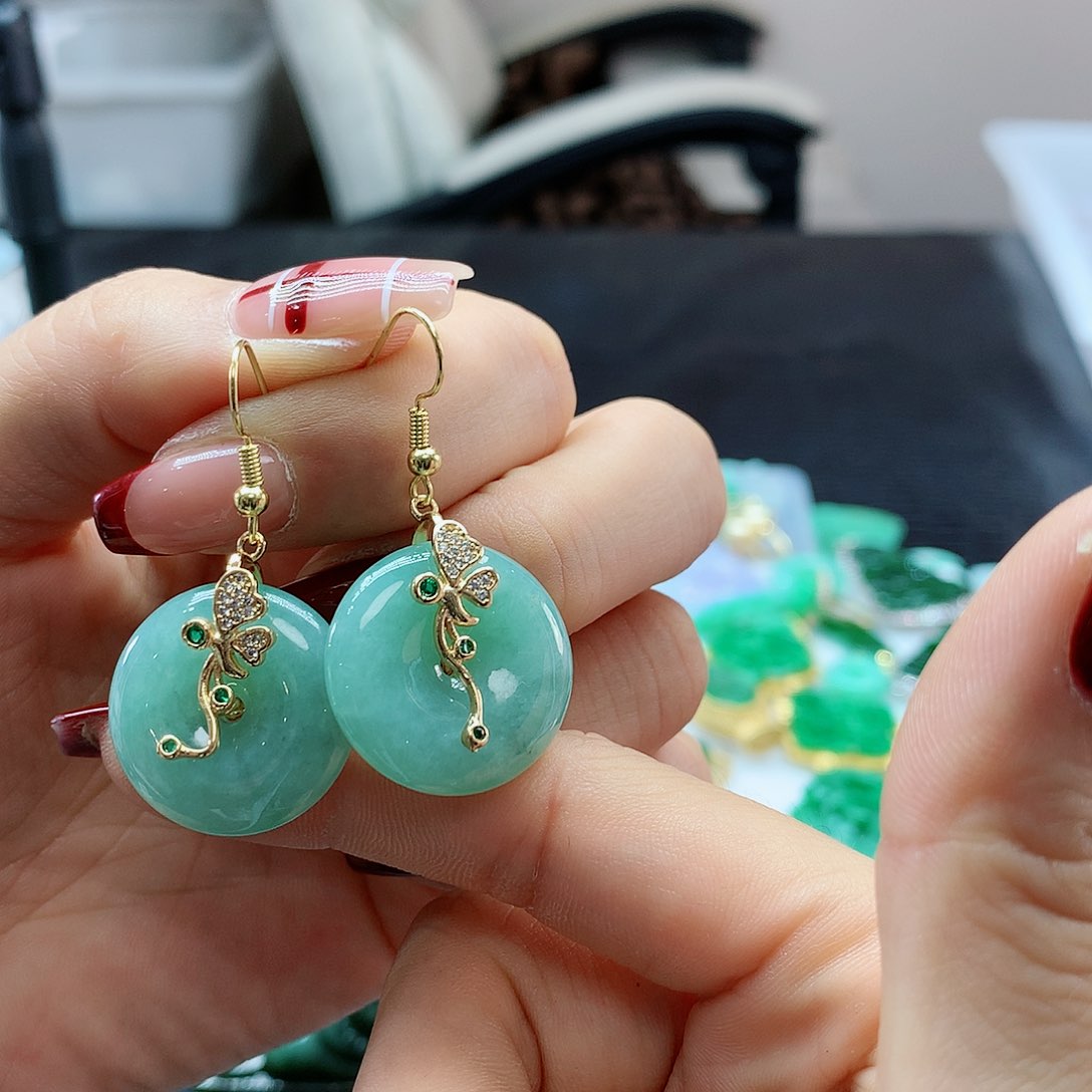 【闪购商品】翡翠耳饰未镶嵌，