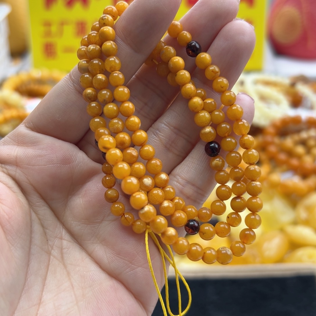 琥珀珠宝奇石未镶嵌
