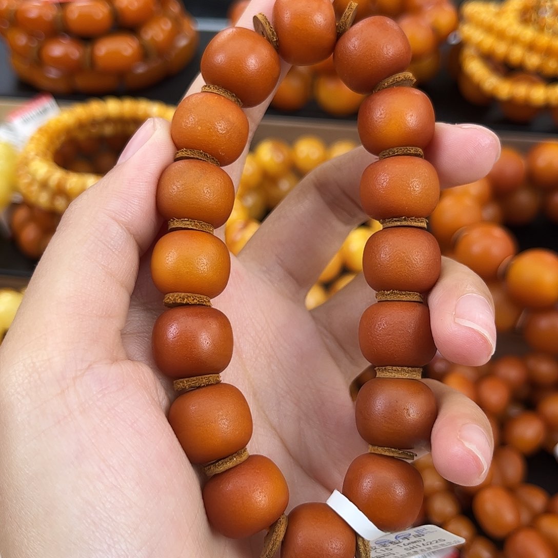 琥珀颈饰未镶嵌蜜蜡